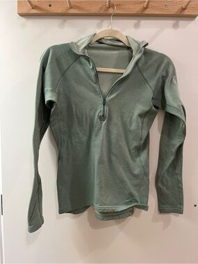 Patagonia Women's Sage Green Quarter-Zip Hoodie